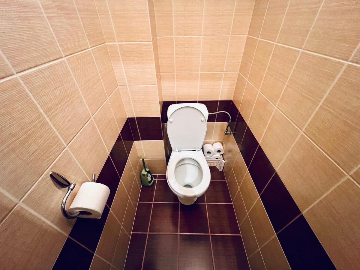 Apartman Pod Fontanou Кремница Екстериор снимка