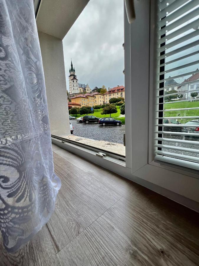 Apartman Pod Fontanou Кремница Екстериор снимка