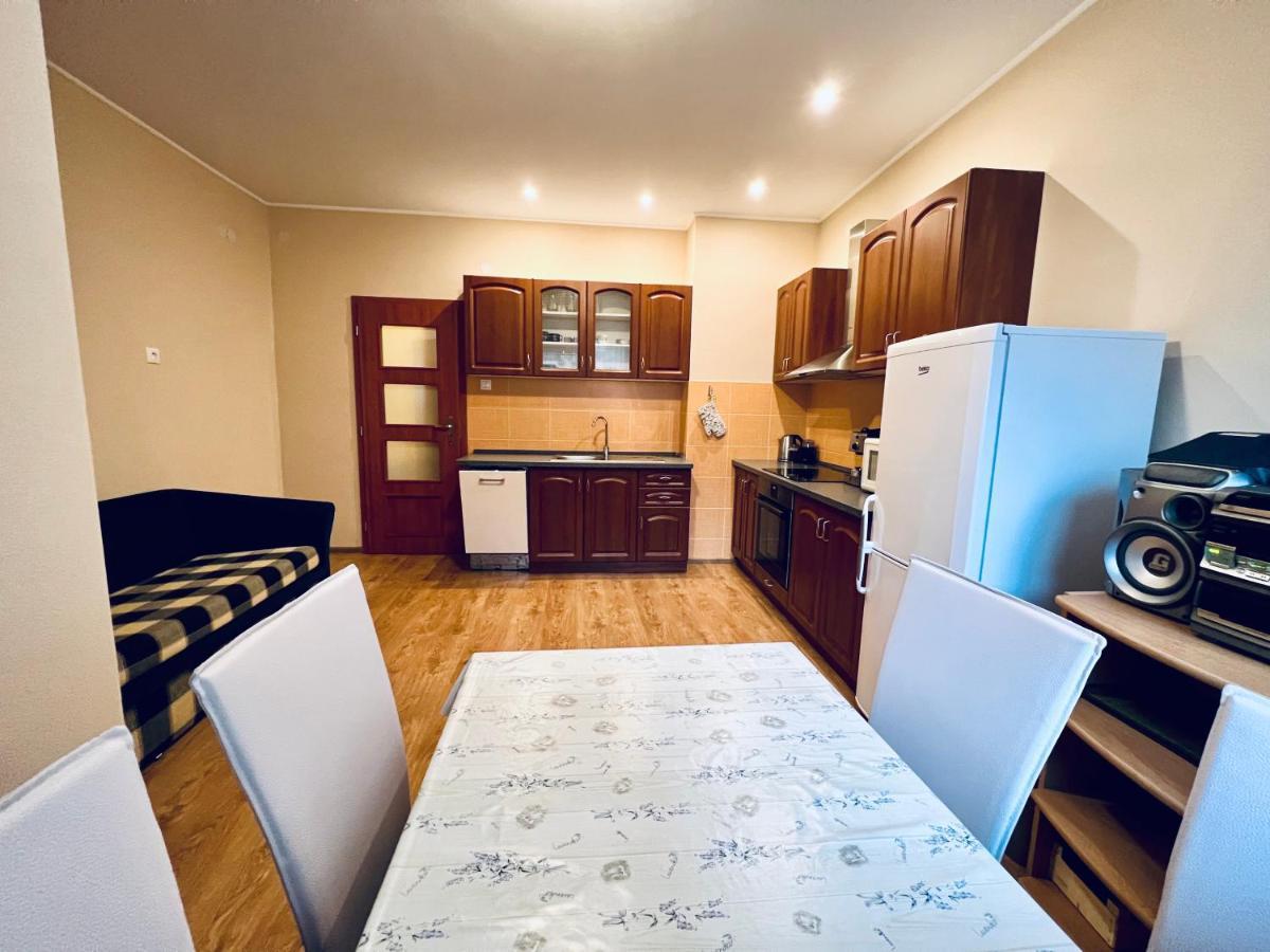 Apartman Pod Fontanou Кремница Екстериор снимка